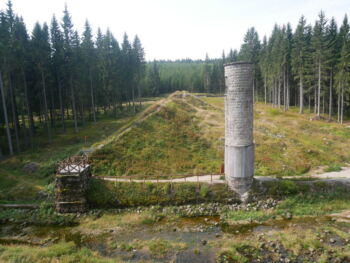 Protržená přehrada Protržená přehrada