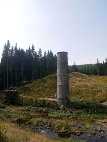 Protržená přehrada