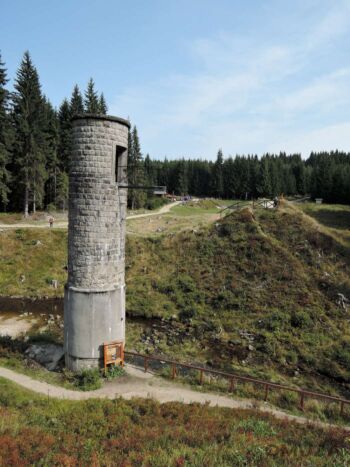 Protržená přehrada