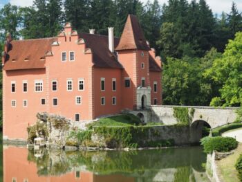 Zámek Červená Lhota
